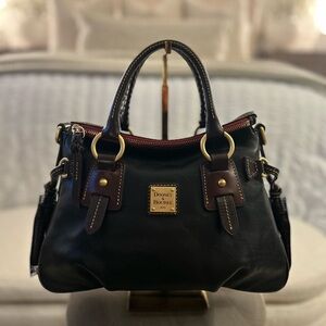 Dooney & Bourke Florentine Small Stanwich in BLACK rare!
